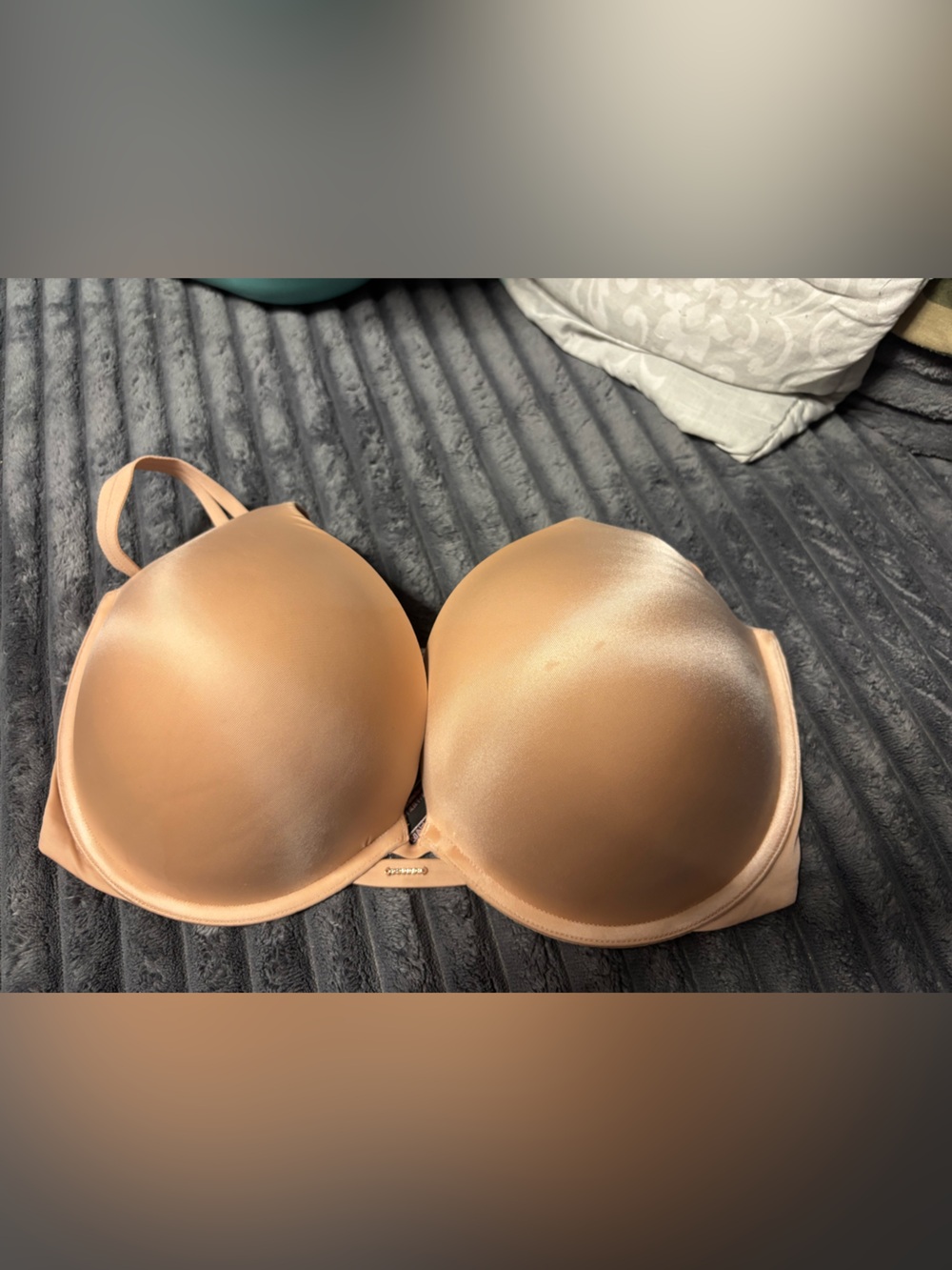 Victoria's Secret Nude Very Sexy Push-Up Bra